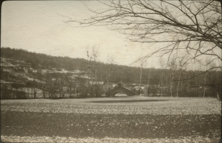 Box 22 Image 02.jpg